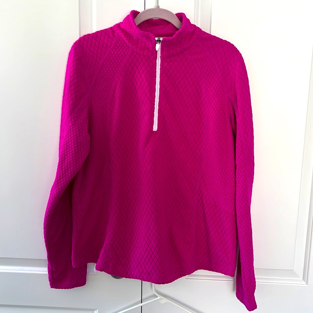 Tek Gear textured fleece. Fuchsia color. Size XL
